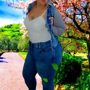 Torrid White flared tank top